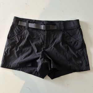 THE NORTH FACE Women's Paramount Trail Hiking Shorts, Black, Size 8